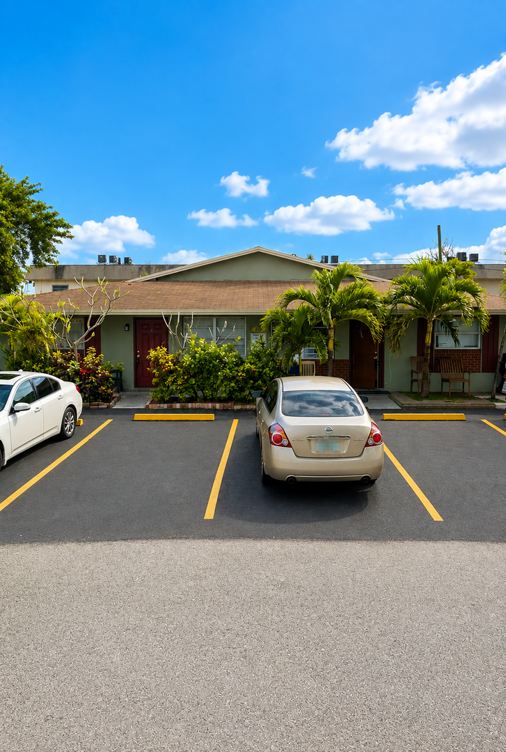 Pompano Beach Apartment: 530 NW 35 St