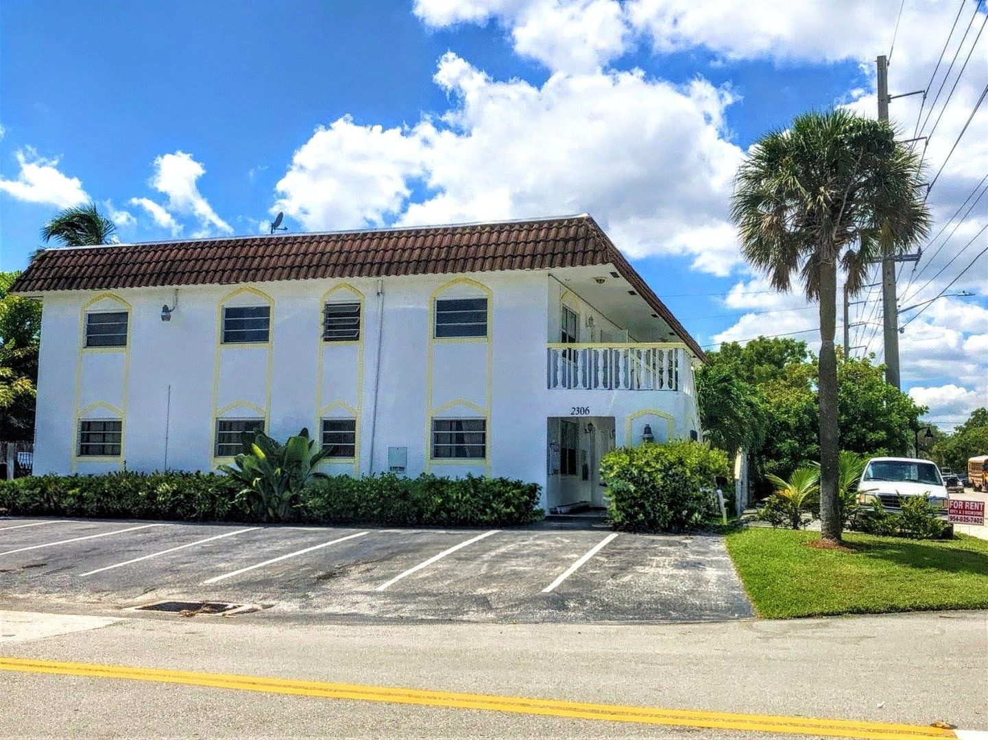 Wilton Manors Apartment: 2306 NW 9 Ave