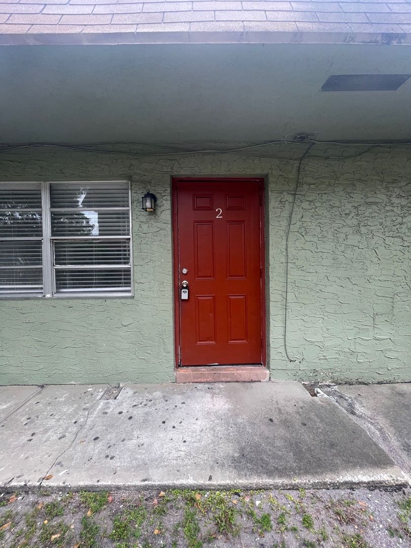 Pompano Beach Apartment: 530 NW 35 St