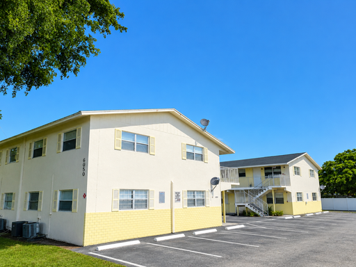 Move-In Special – Limited Time Only! Secure your new home with ONE MONTH FREE(with qualifying credit score) – photo 1