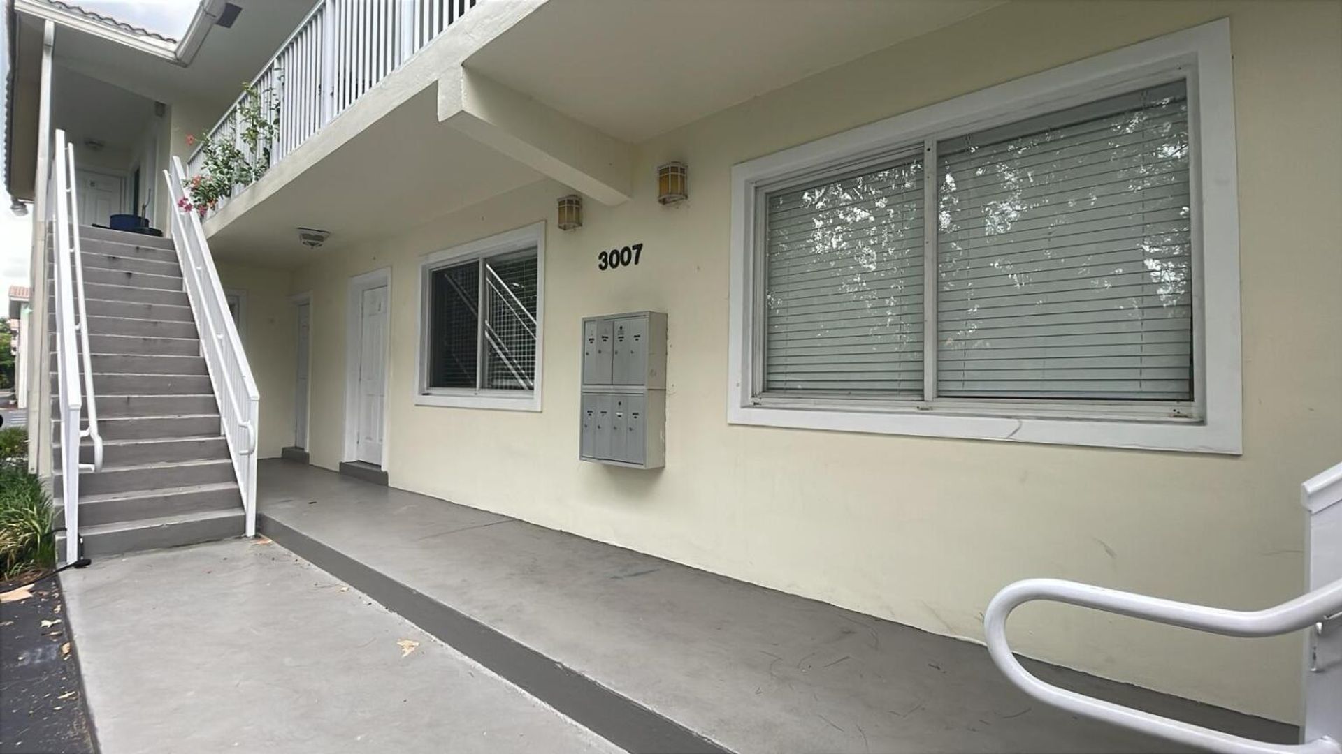 Wilton Manors Apartment: 3007 N Andrews Ave