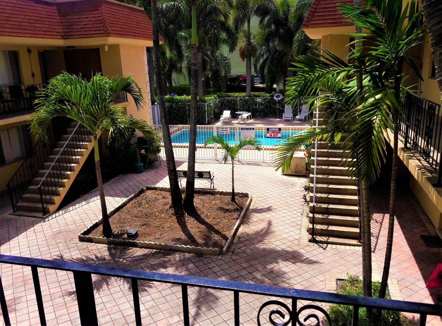 West Palm Beach Apartment: 515 S Sequoia Dr