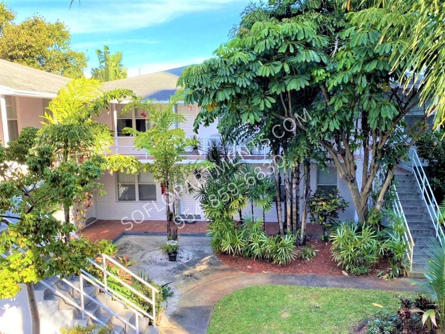 West Palm Beach Apartment: 306 - 314 N Lakeside Ct