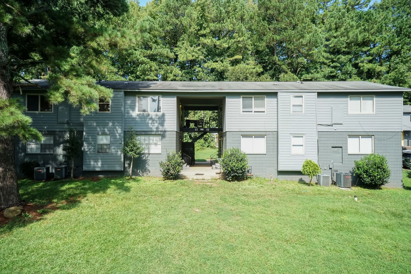 Garner Apartment: 201-209 Johnson St