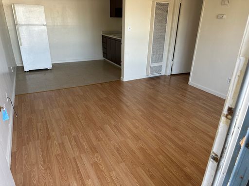 Upstairs Unit Apartment - Half Off First Month Rent!