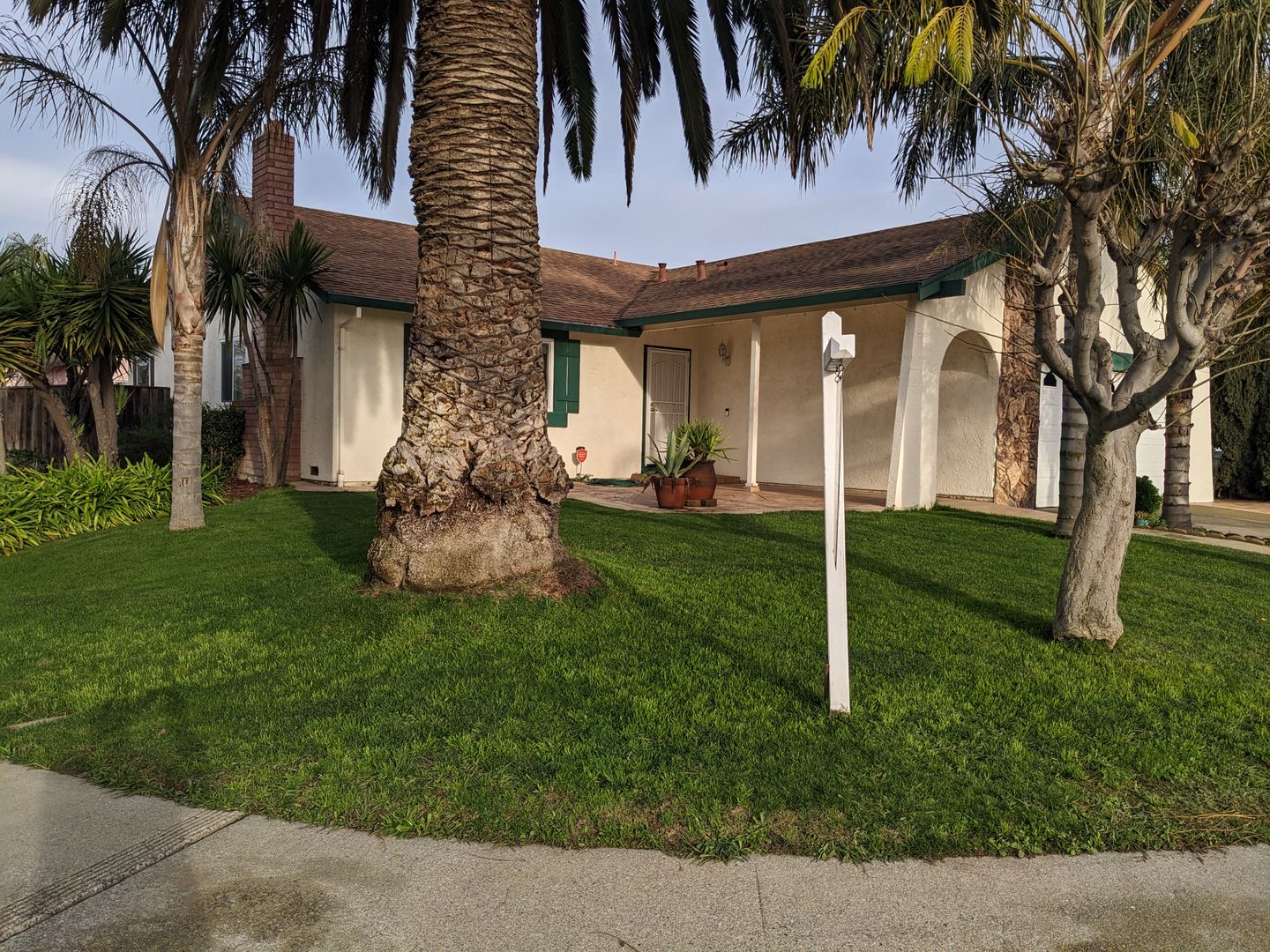 Suisun House: 908 Labrador Way