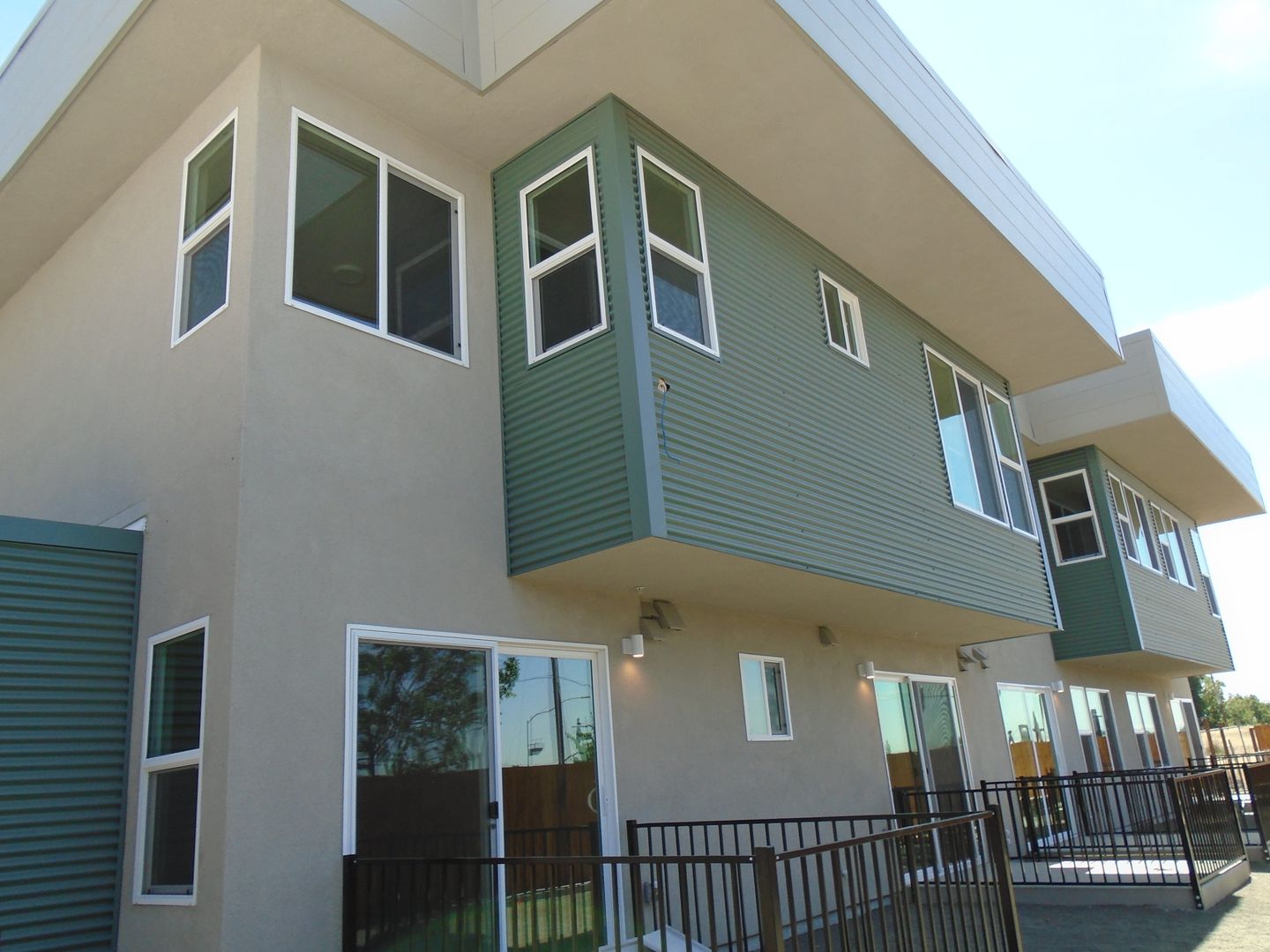 Vallejo Apartment: 2401 Broadway Street