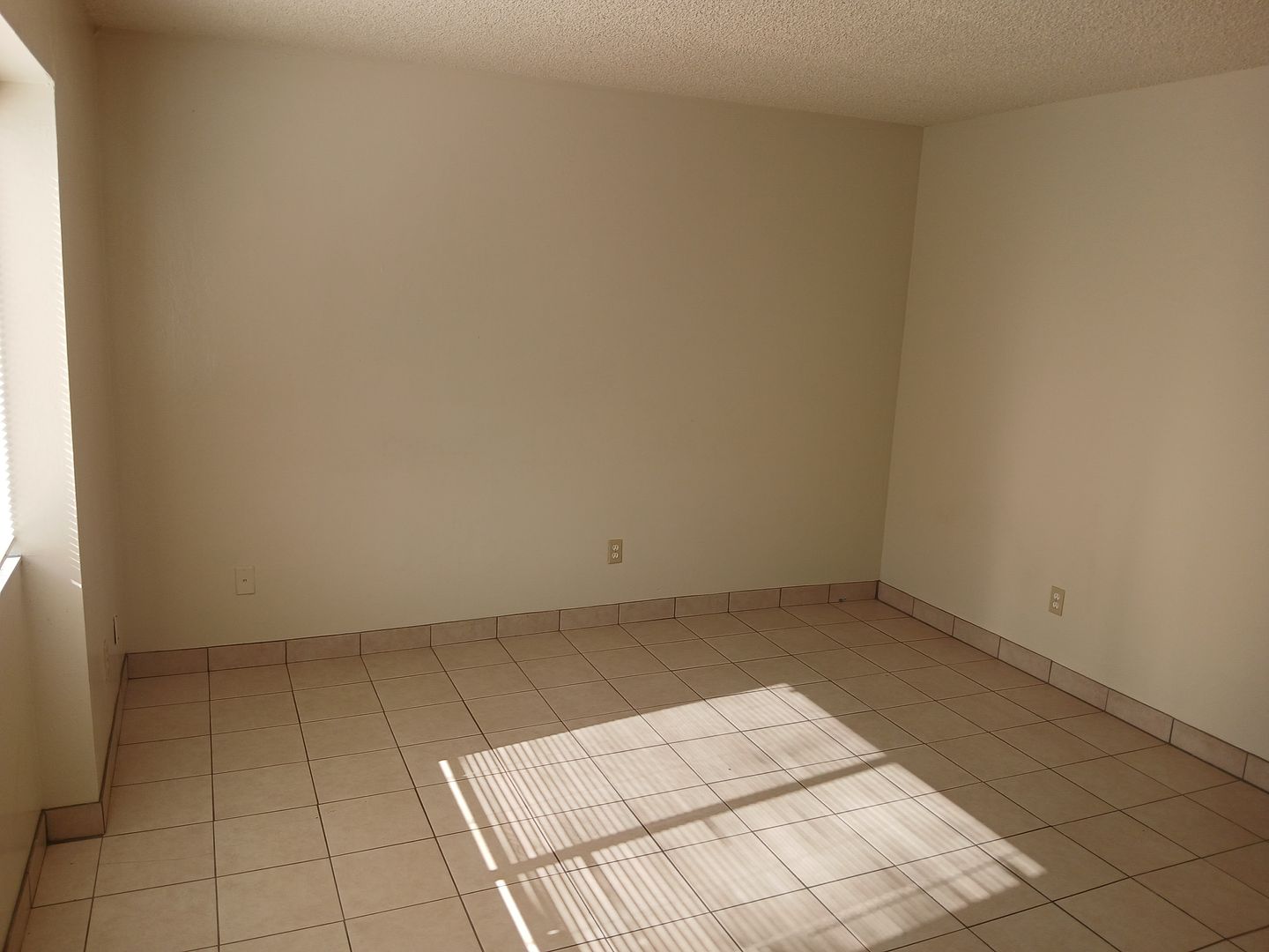 Fairfield Apartment: 2101 Santa Ana Dr.