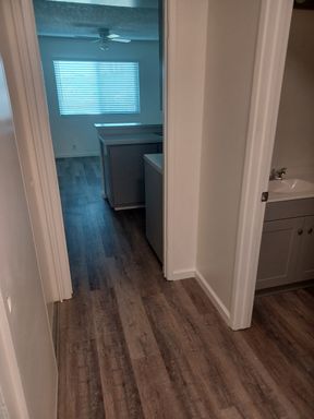 Upstairs Unit! – photo 1