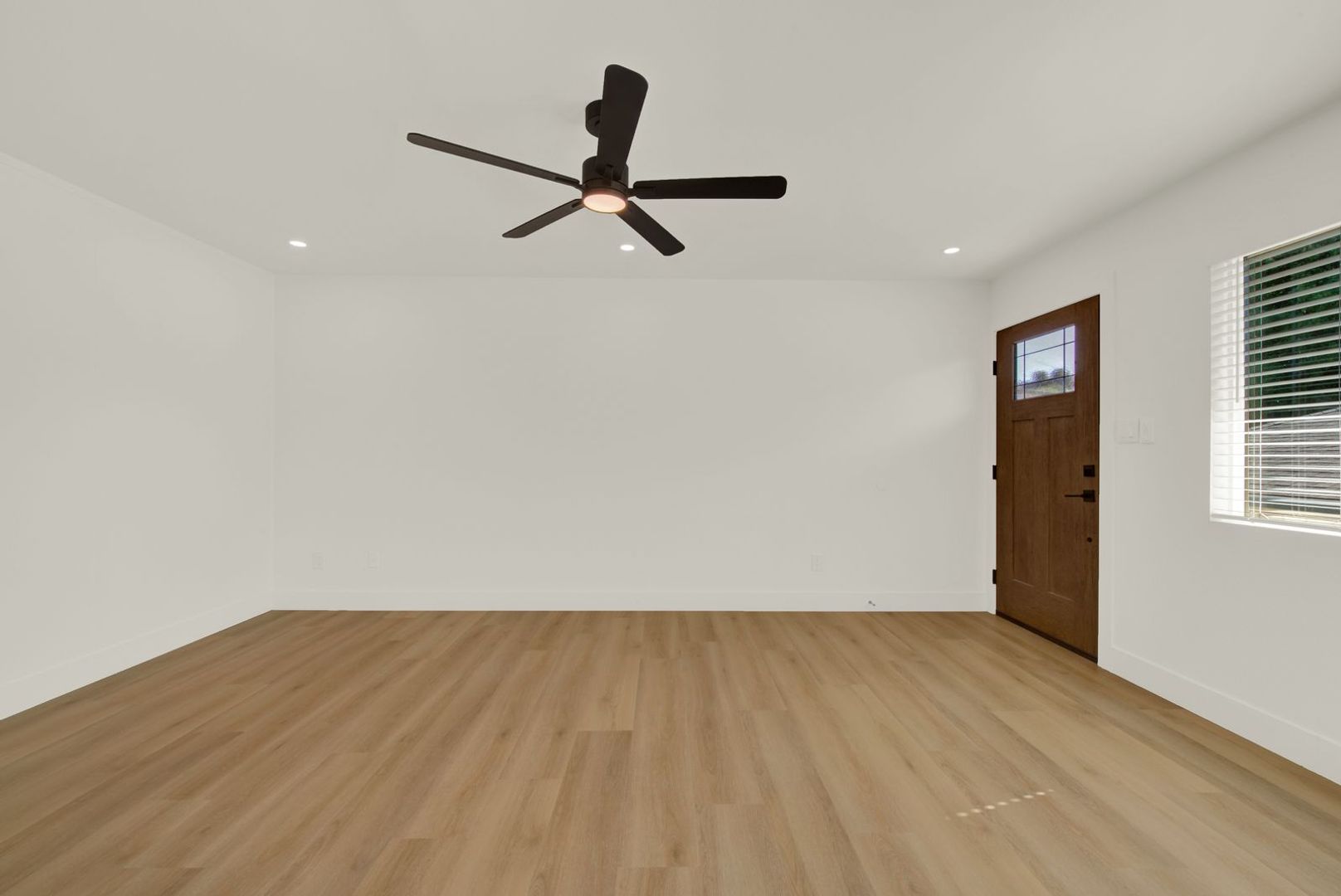 Benicia Apartment: 620 Military East