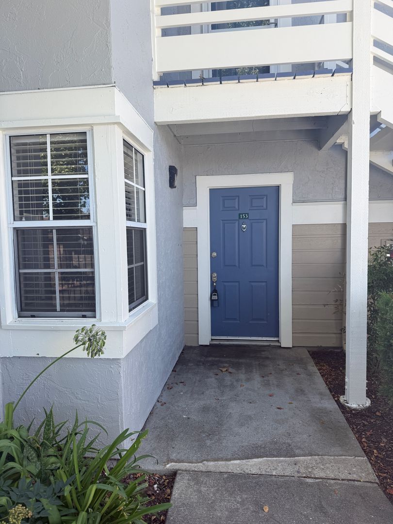 Fairfield Condo: 2915 N Texas #153
