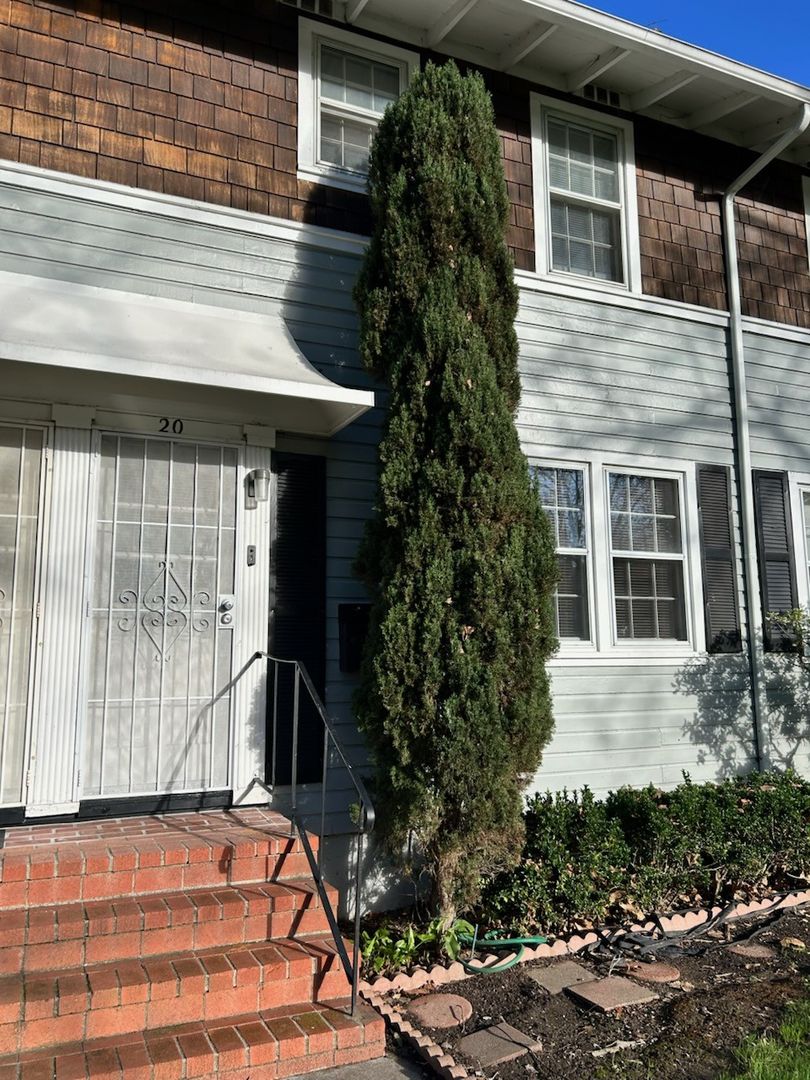 Vallejo House: 20 Selfridge Street