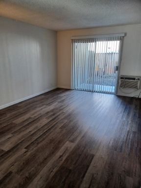 Upstairs Unit!