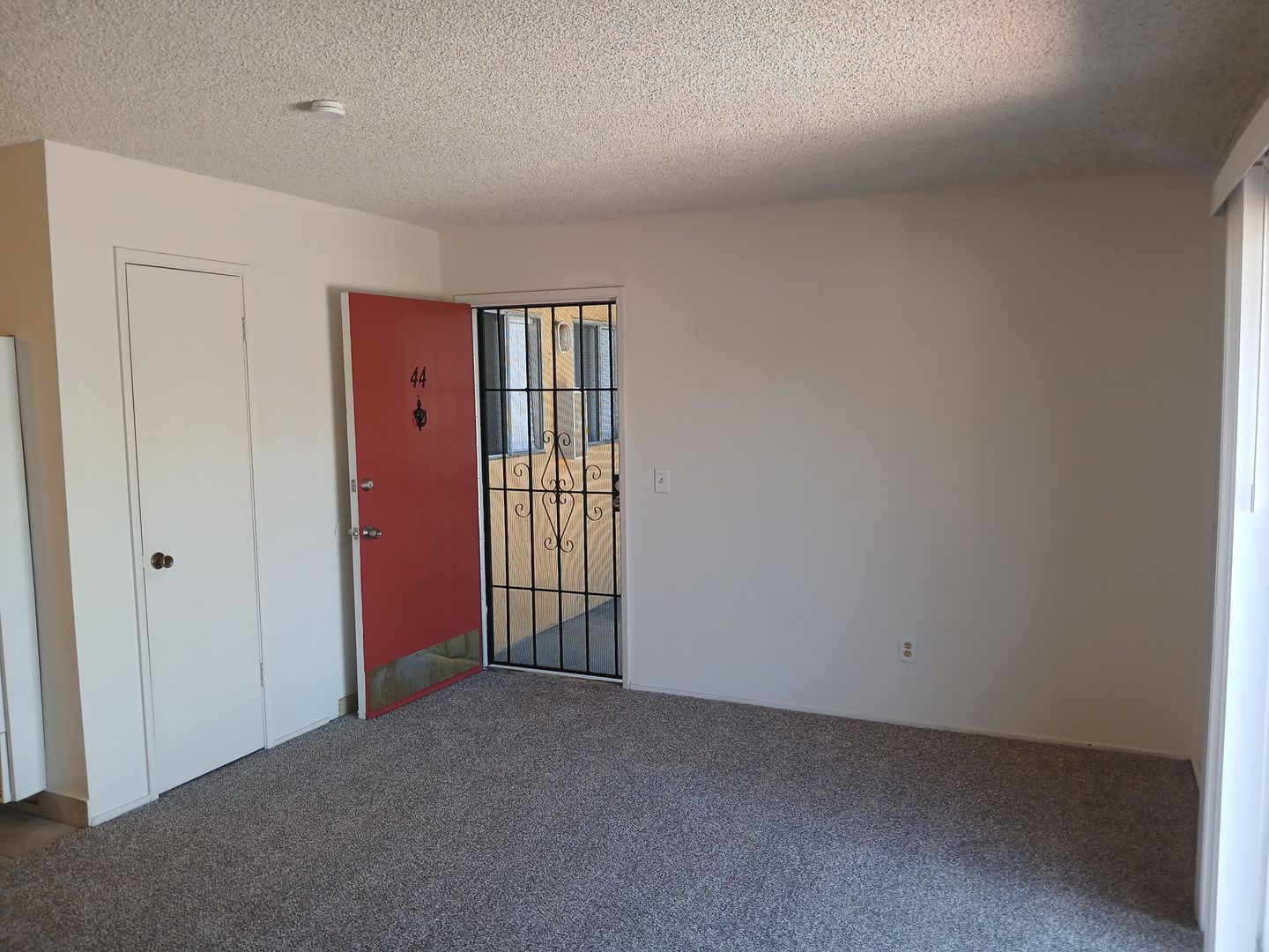 Fairfield Apartment: 2101 Santa Ana Dr.