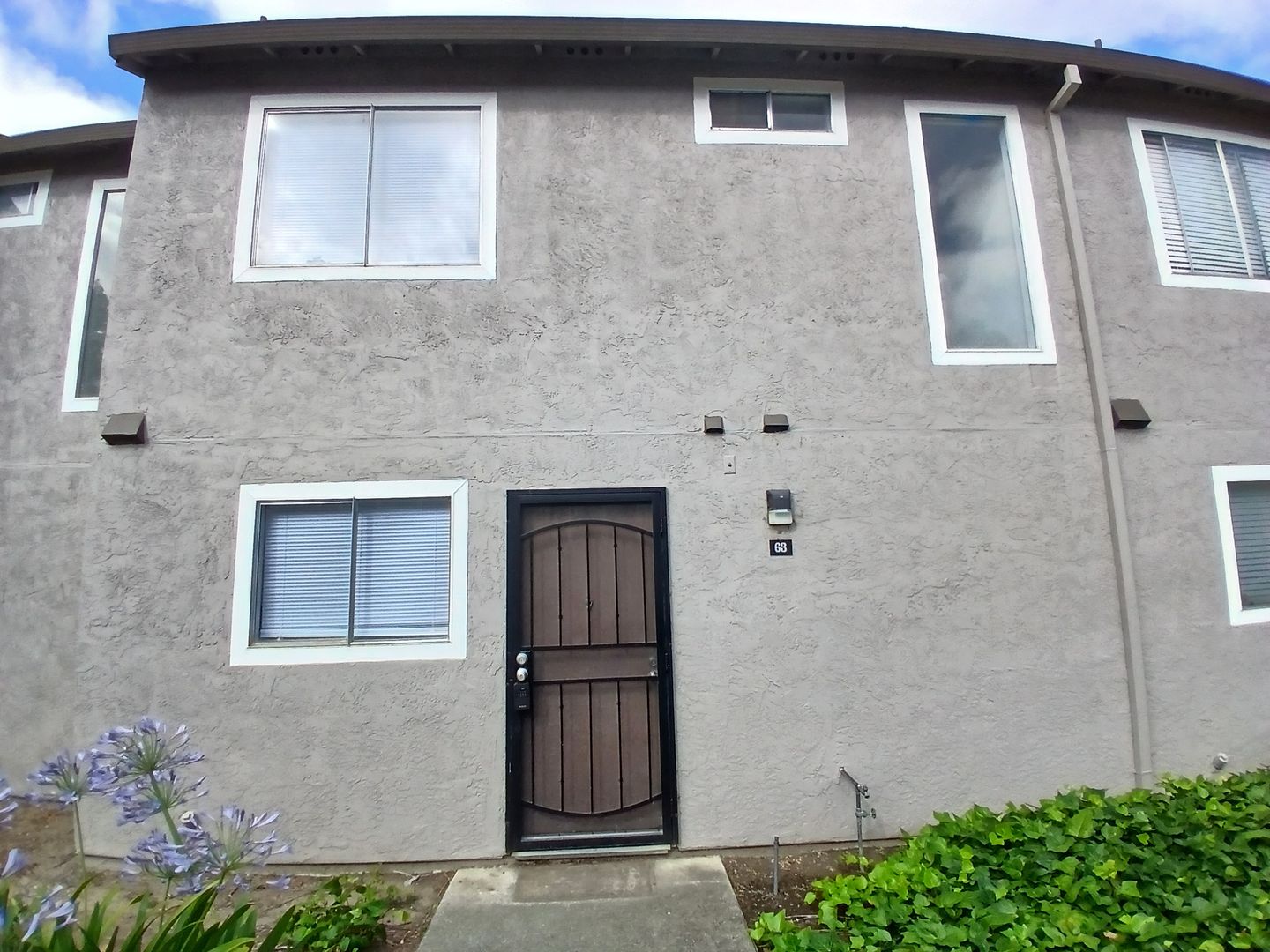 Fairfield House: 1940 Grande Cir. #63