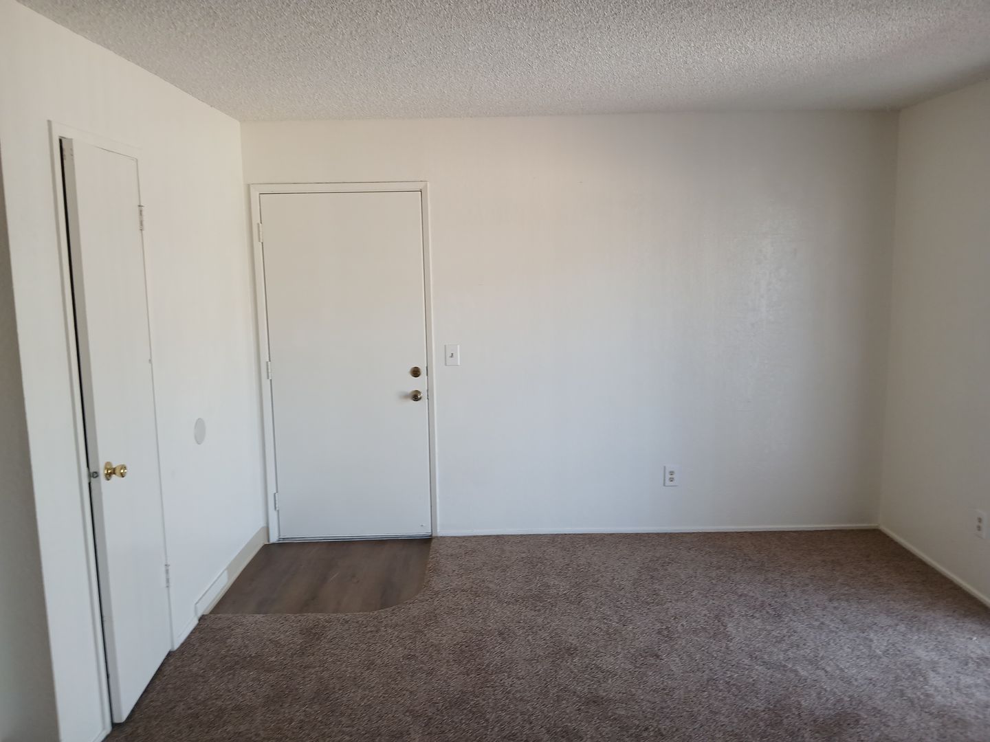 Fairfield Apartment: 2101 Santa Ana Dr.