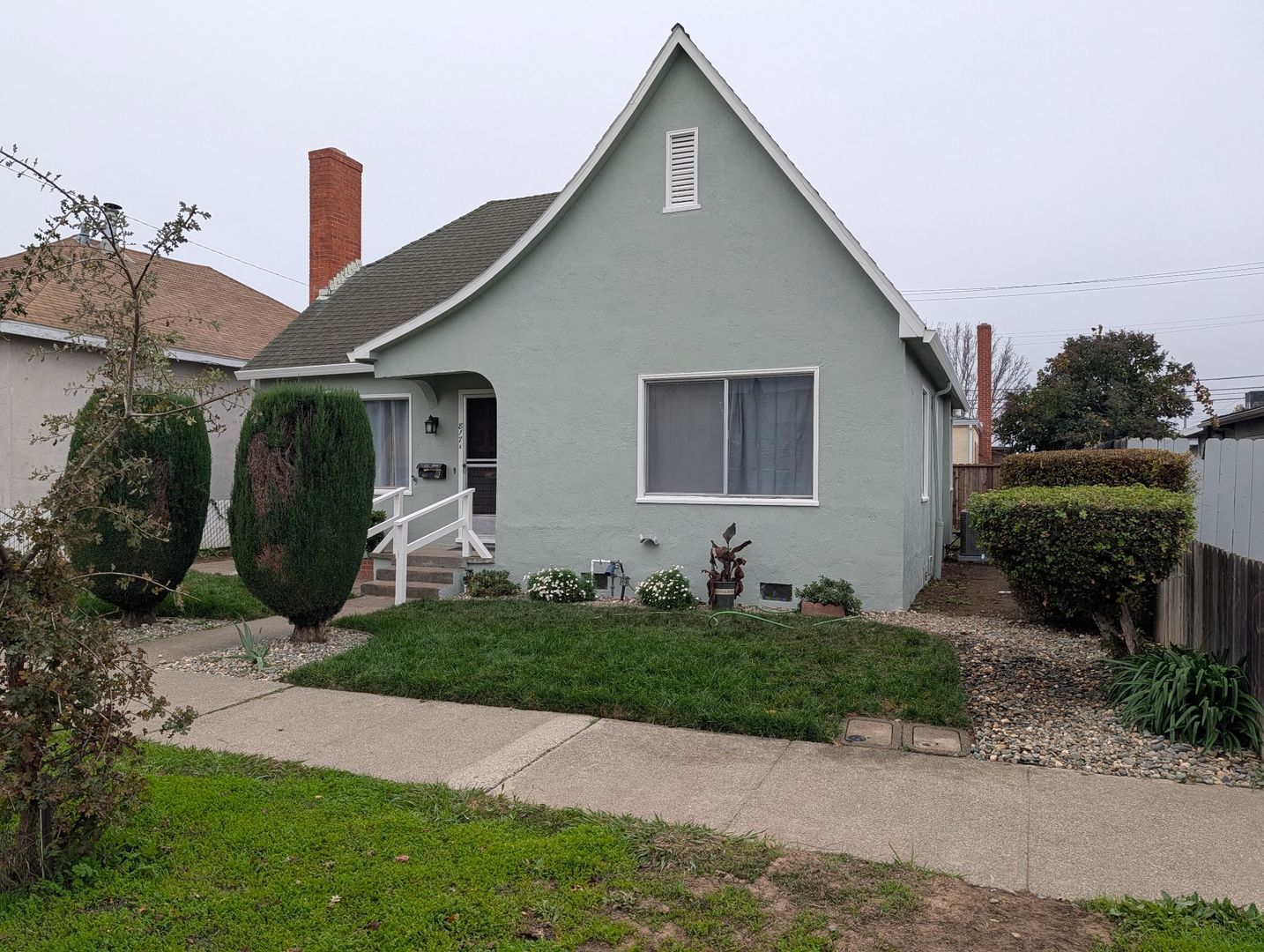 Fairfield House: 817 Broadway Street Unit A