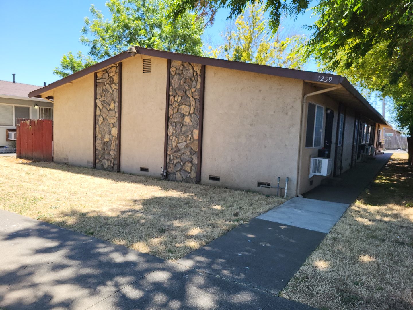 Fairfield Apartment: 1239 Ohio St