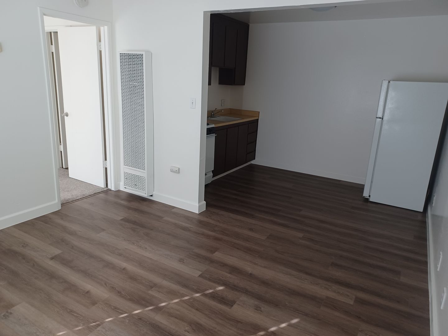 Fairfield Apartment: 1955 Grande Cir.