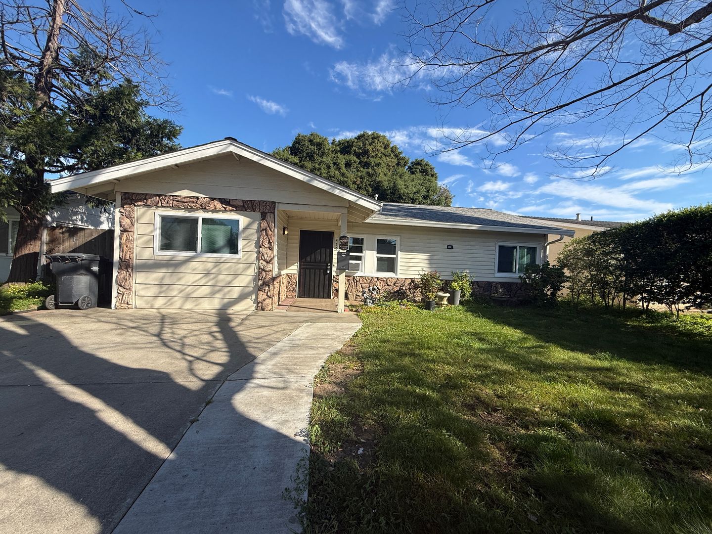 Fairfield House: 430 Bell Avenue