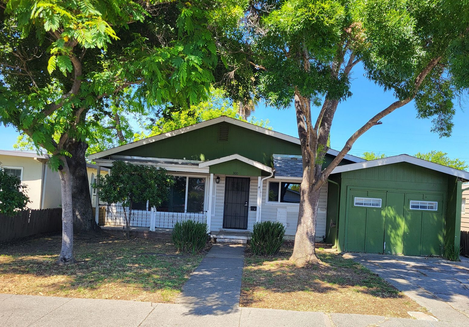 Fairfield House: 300 Utah St.