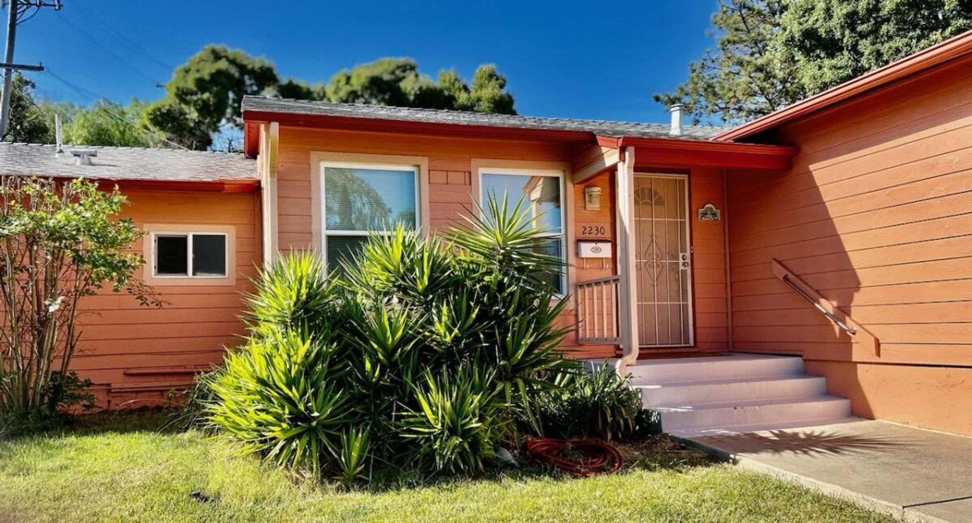 Vallejo House: 2230 Redwood St.