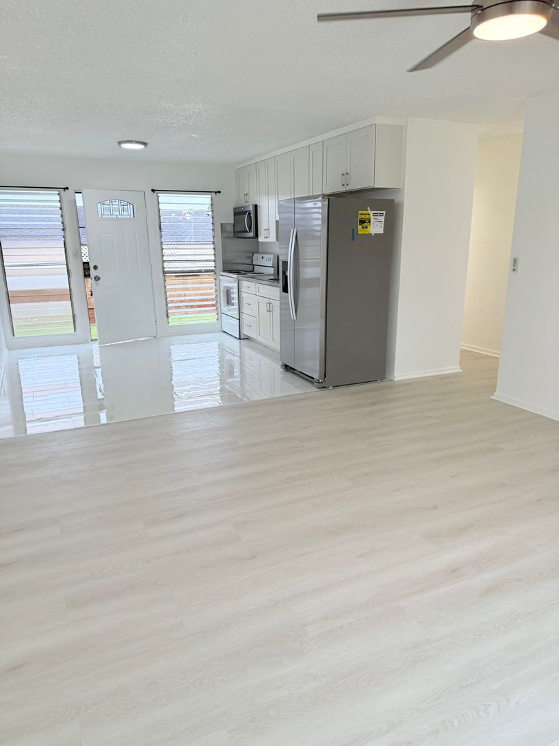 Pearl City Apartment: 1217 / 1219 Kuokoa St.