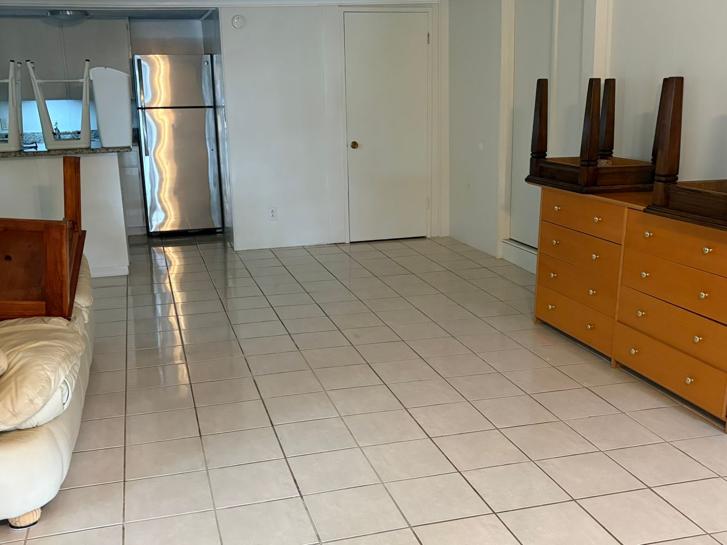 Honolulu Apartment: 2011 & 2033 Oahu Ave.