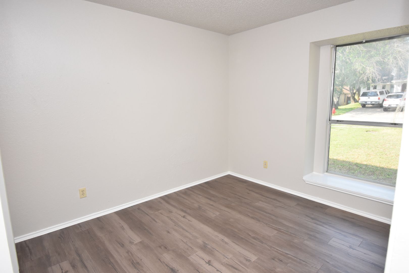 plugerville House: 1126 Orchard Park Cir