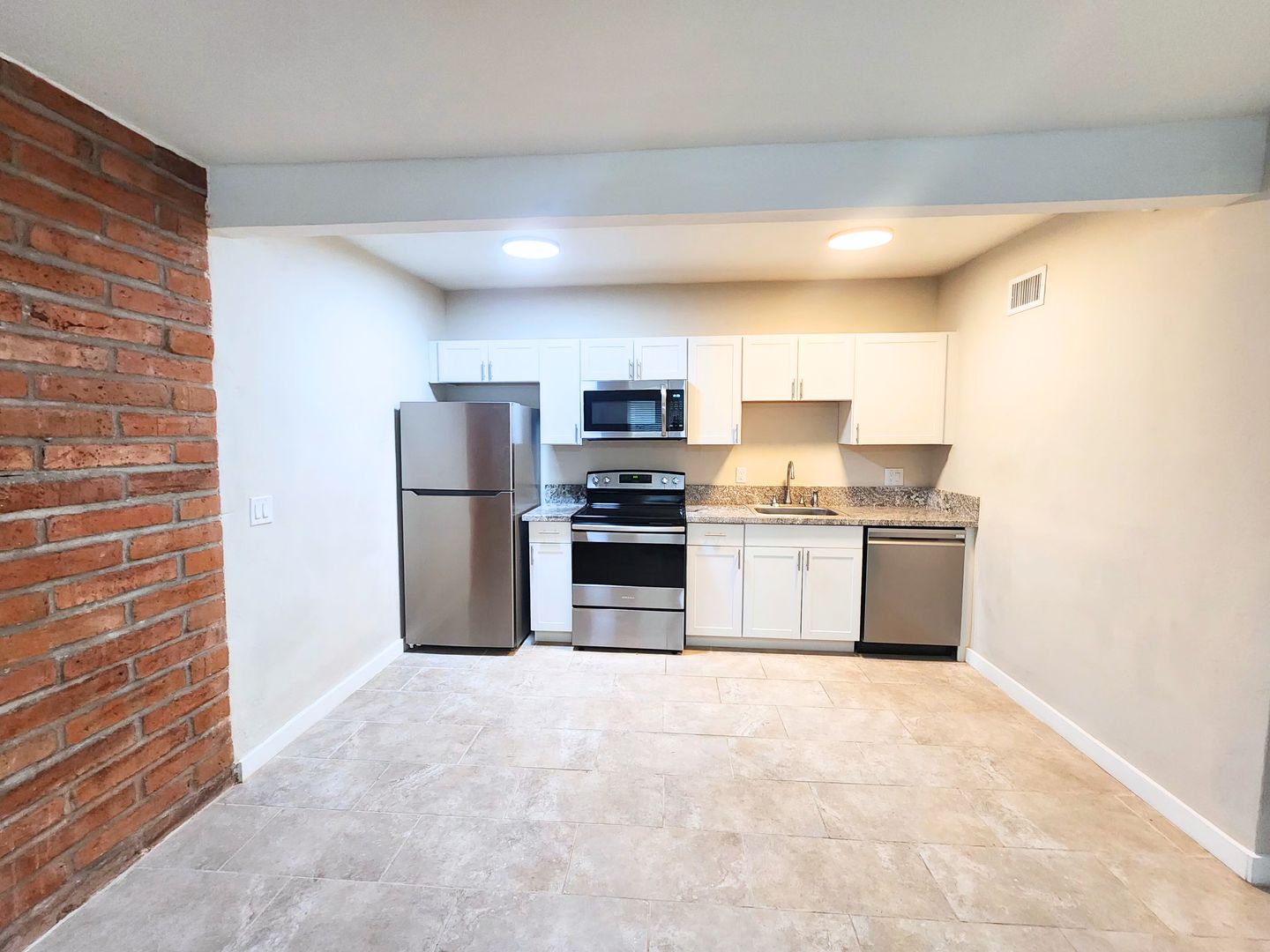 Tucson Apartment: 501 E Glenn St.