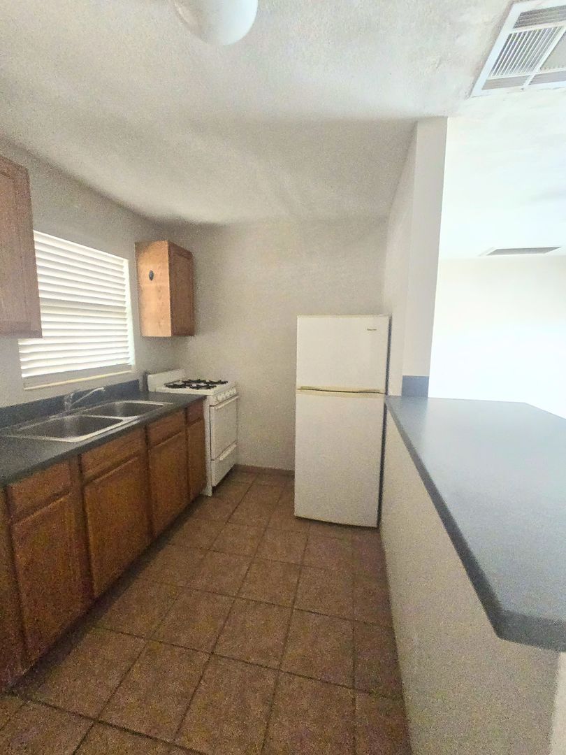 Tucson Apartment: 2443 N Treat Ave.