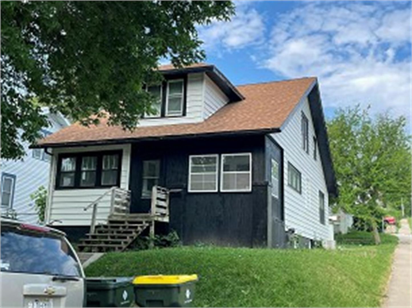 Sioux City House: 2227 Jennings St