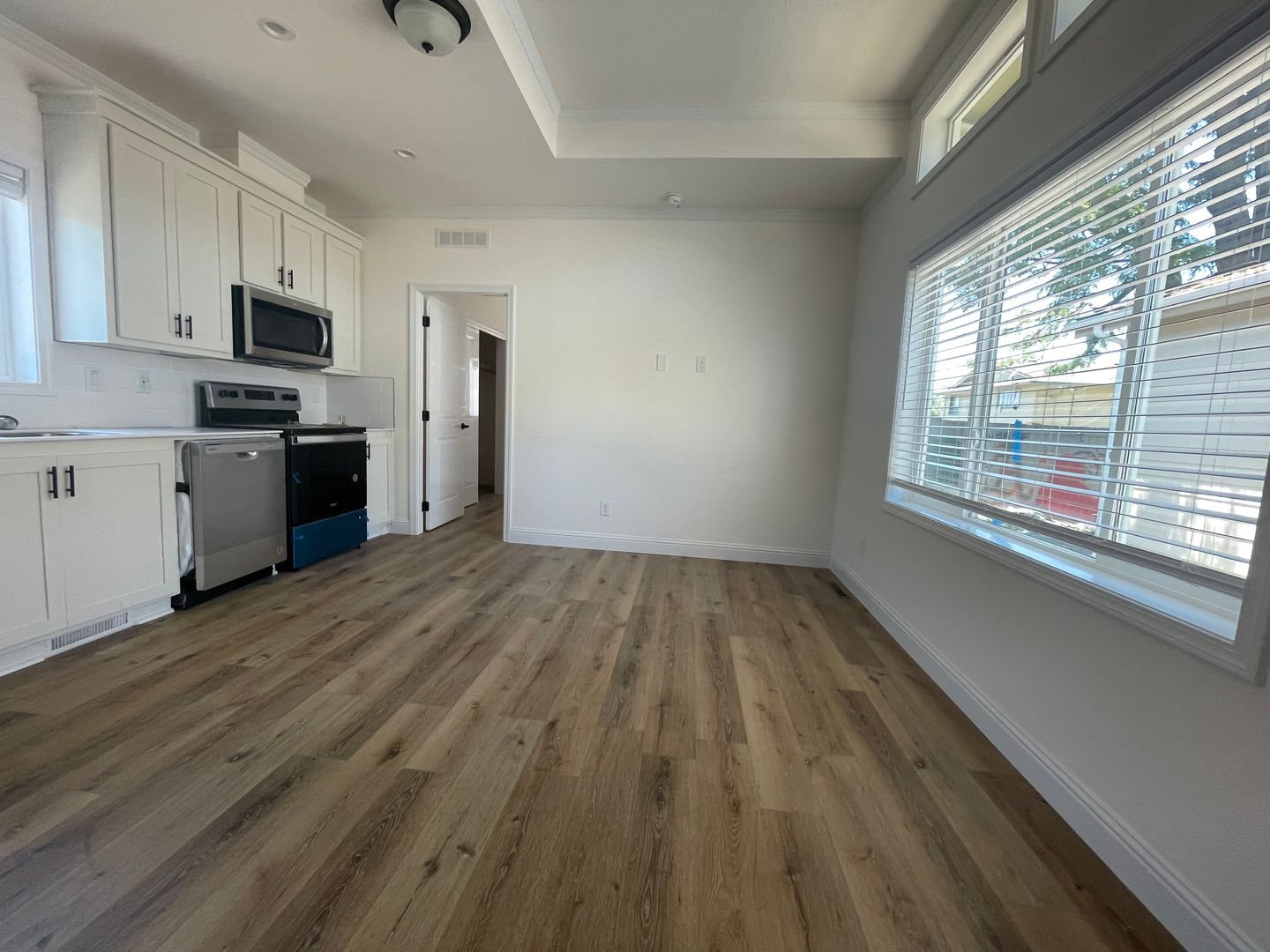 Milpitas Apartment: 1129 Edsel Dr