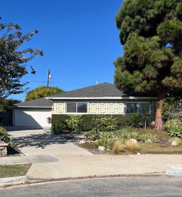Updated 3-Bedroom Seal Beach Home with Spacious Backyard – photo 1