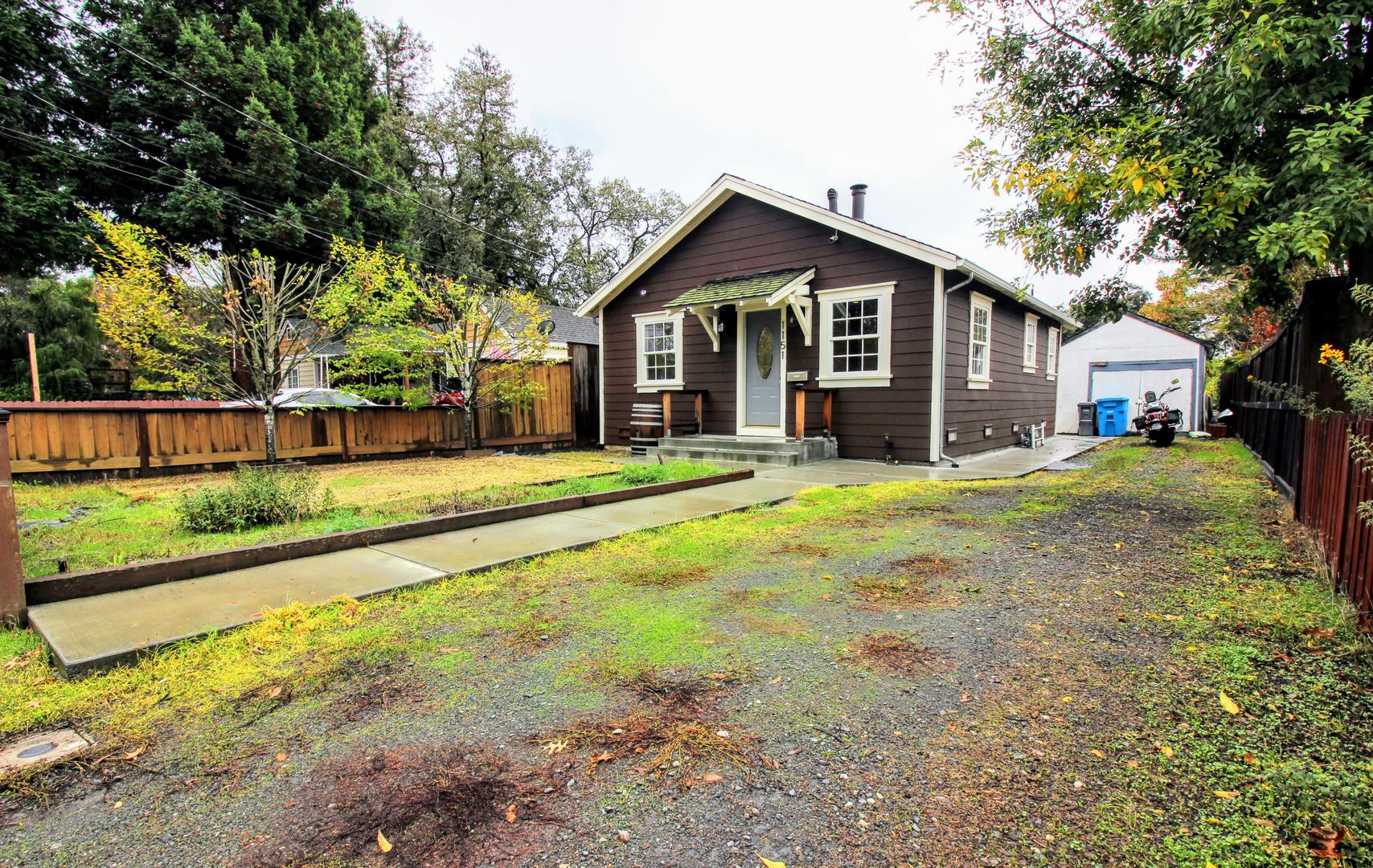 Santa Rosa House: 1151 Corby Ave