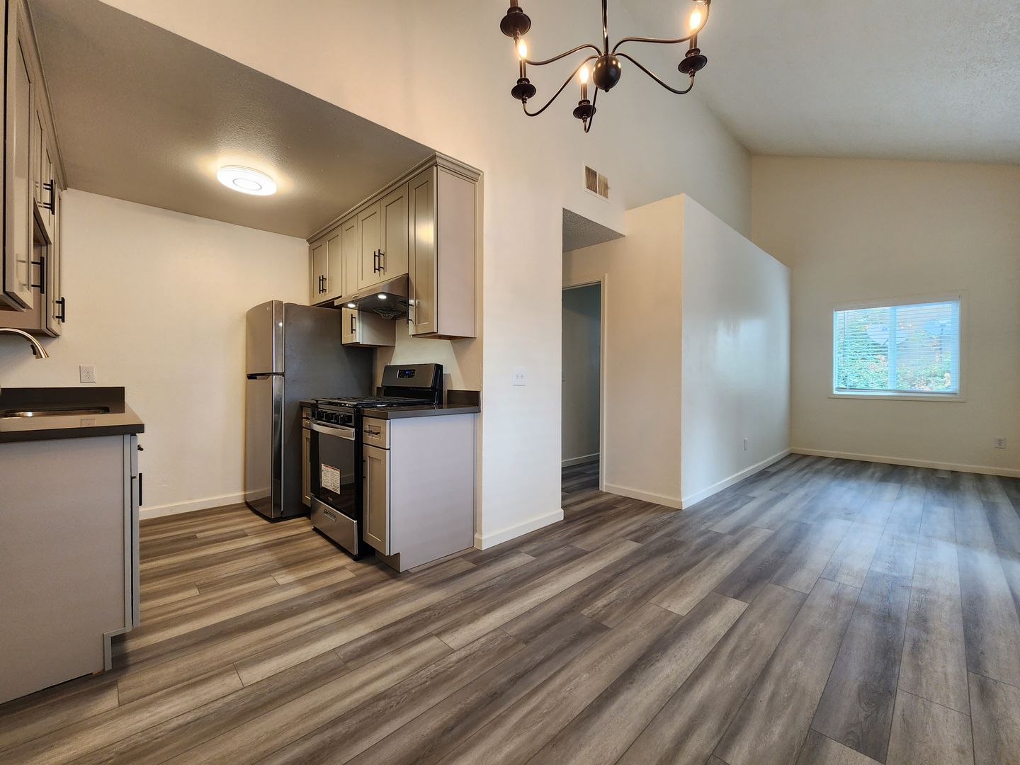 Santa Rosa Apartment: 2557 Kenton Court