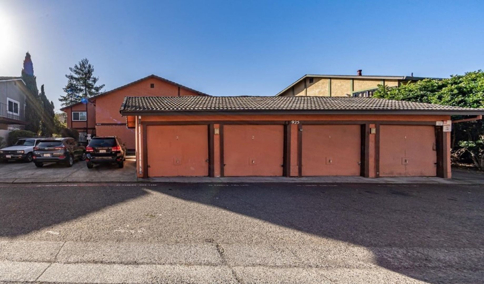 Rohnert Park Apartment: 925 Civic Center Dr