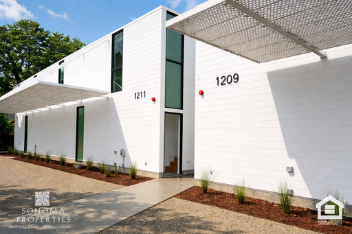Luxury and Modern 2BD, 2.5BA Home Loft-Style Homes in Downtown Sonoma - 5 Homes Available!