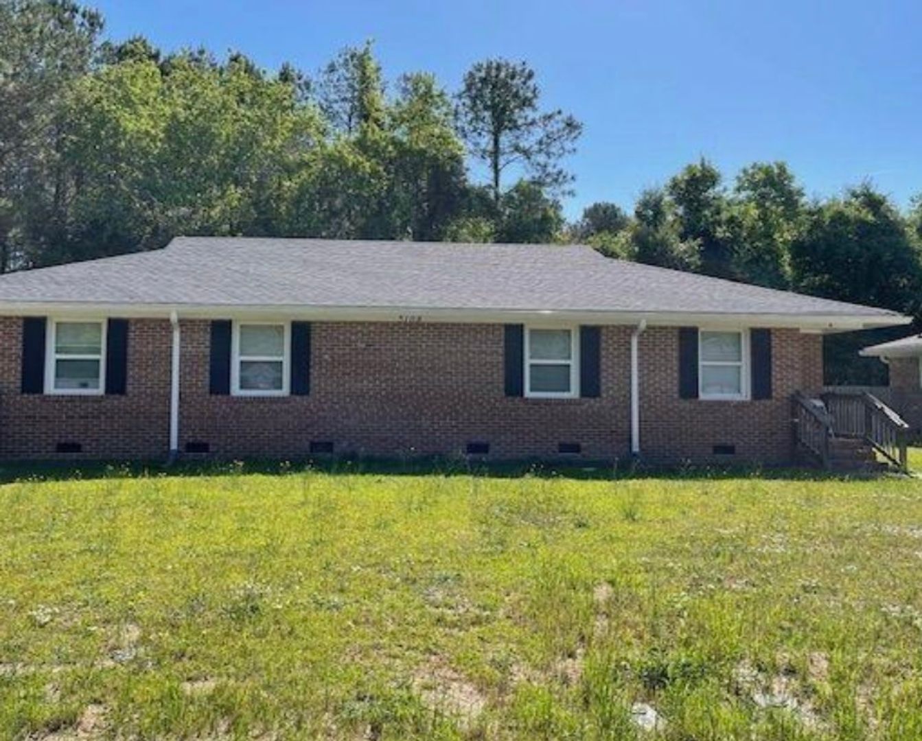 Florence Apartment: 3108 Plantation Dr.