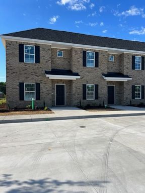 2BR/2.5BA Townhomes LIMIT TIME ONLY *****$200 OFF First Months Rent*****