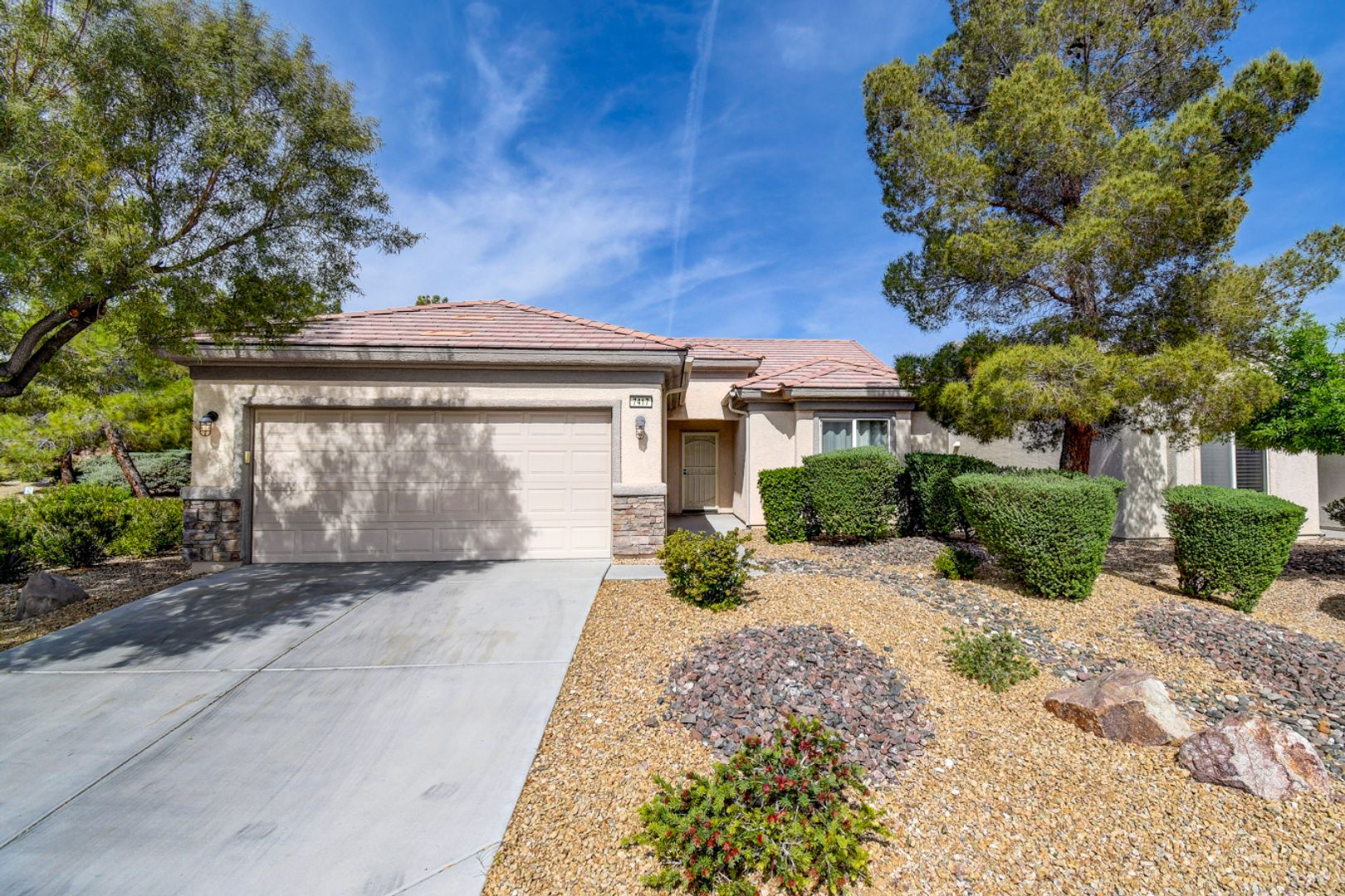 North Las Vegas House: 7417 Widewing Dr