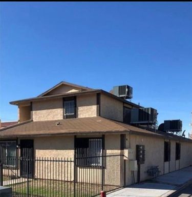 2-Bed 2 Bath – photo 1