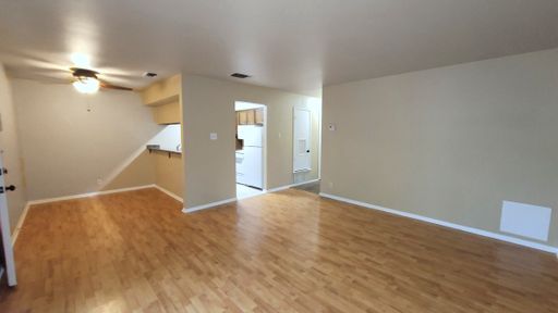 Fantastic Price! 2 bedroom condo near Starcrest and Loop 410 – photo 1