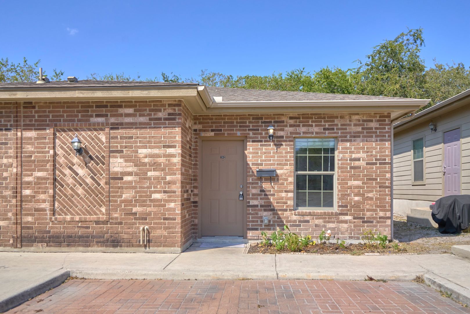 San Antonio Apartment: 10911 Baltic