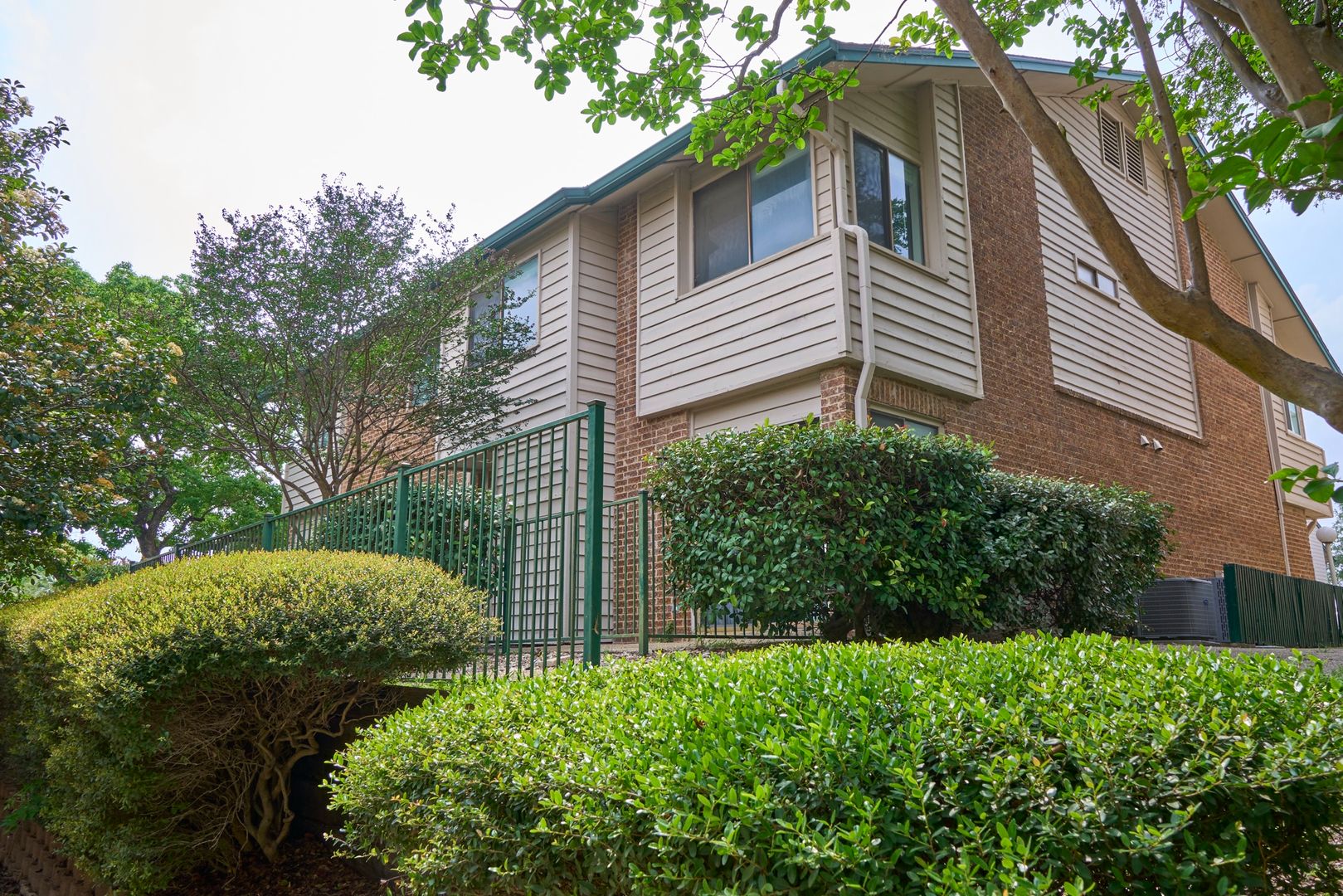 San Antonio Townhome: 335 Harmony Court