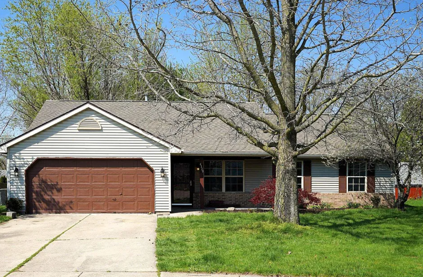 West Lafayette House: 4320 Roundtable Ct.