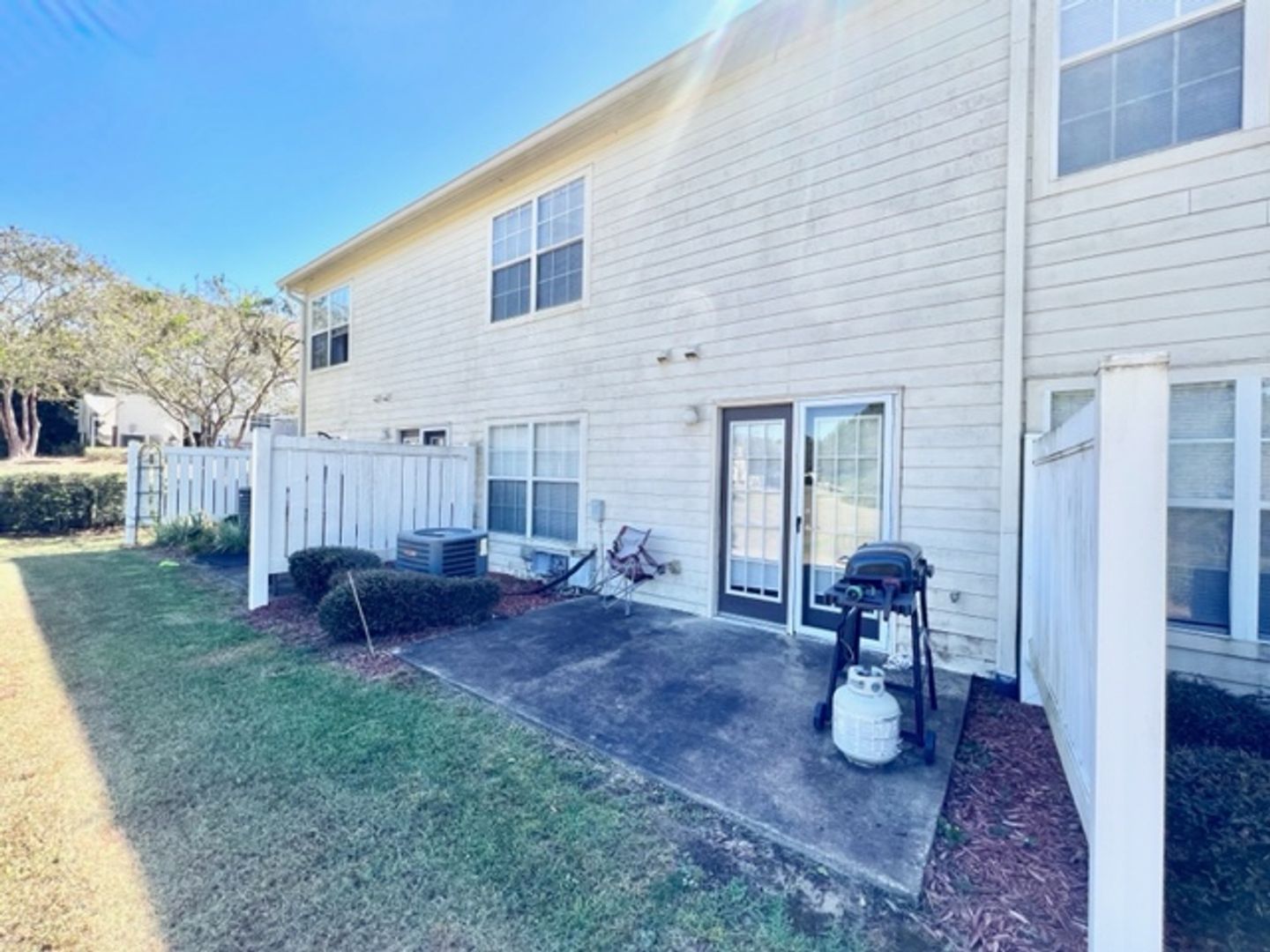 Crestview House: 703 Majestic Drive