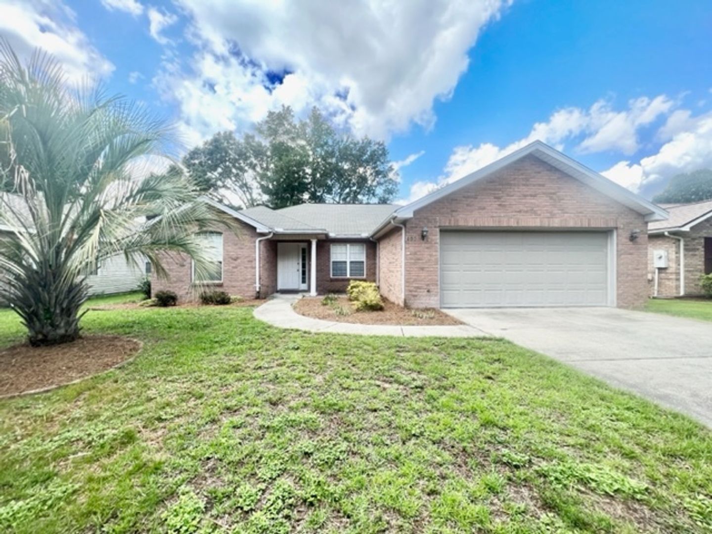 Niceville House: 103 Underwood Lane