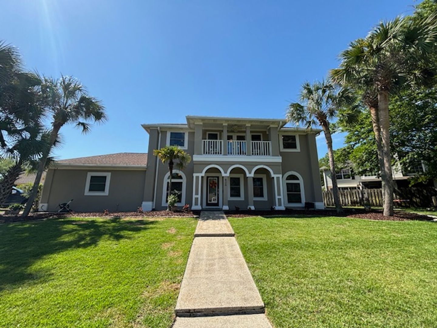 Shalimar House: 826 Blvd Of The Champions