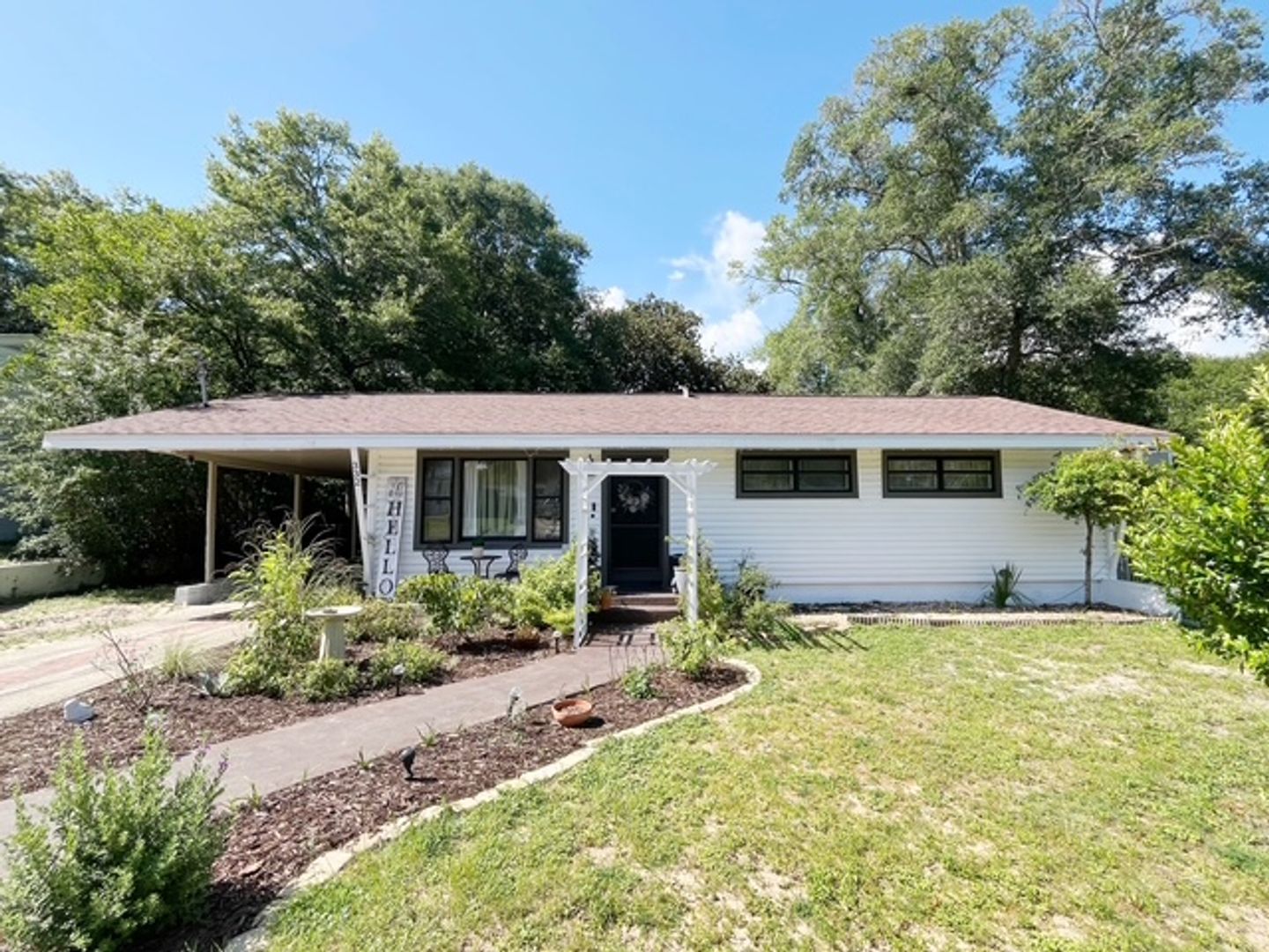 Valparaiso House: 332 Chicago Avenue